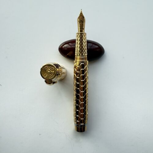 Magna Carta Fountain Pen Gold Plated