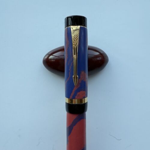 Parker Duofold International “Swirl” Ebonite, 18K M Nib