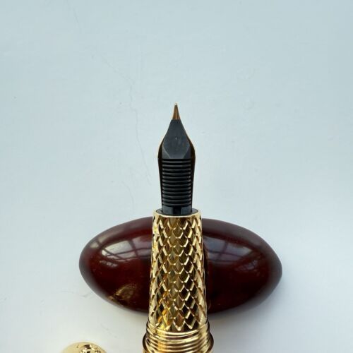 Magna Carta Fountain Pen Gold Plated