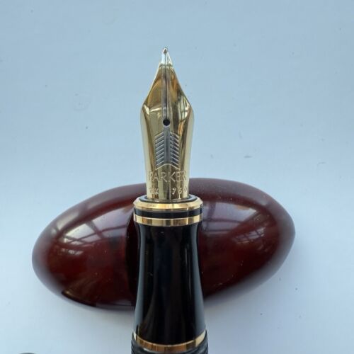 Parker Duofold International Wood Overlay, 18k F Nib