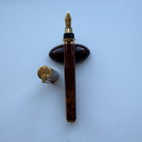 S.T. Dupont Montparnasse XL Tortoiseshell Lacquer Fountain Pen