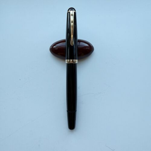 Montblanc 342 Fountain Pen 14C Oblique Broad (OB) Nib