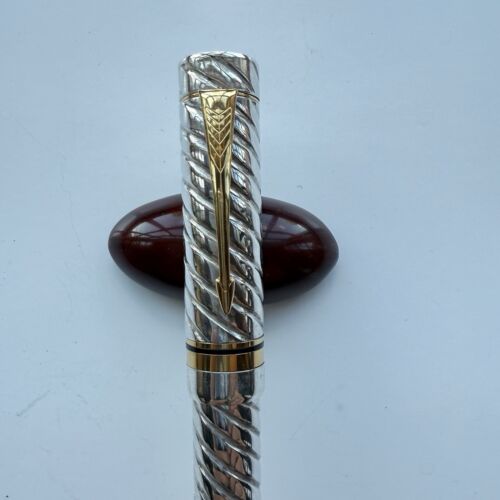 Ariel Kullock Parker Duofold International Sterling Silver “twist”