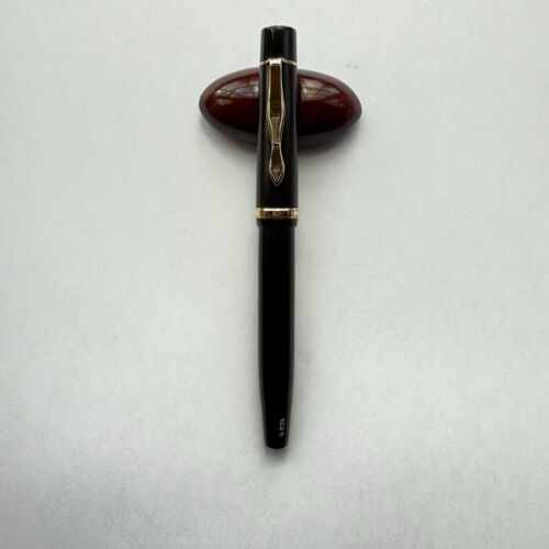 Montblanc 122S “Hatched” Pattern, Excellent Condition 