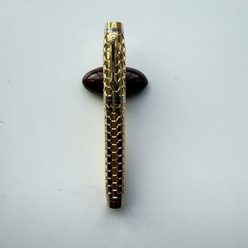 Magna Carta Fountain Pen Gold Plated