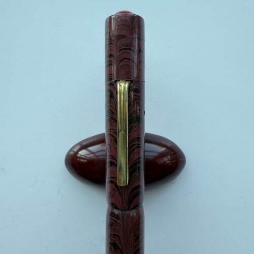 Aileron Red Ripple Ebonite Flex Pen 