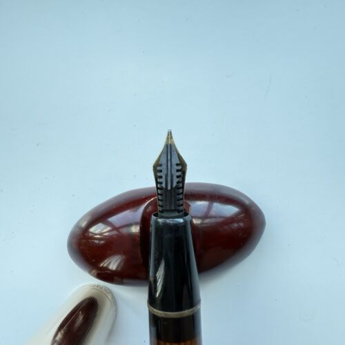 Montblanc 644 Fountain Pen, 14C M Nib- Excellent Condition